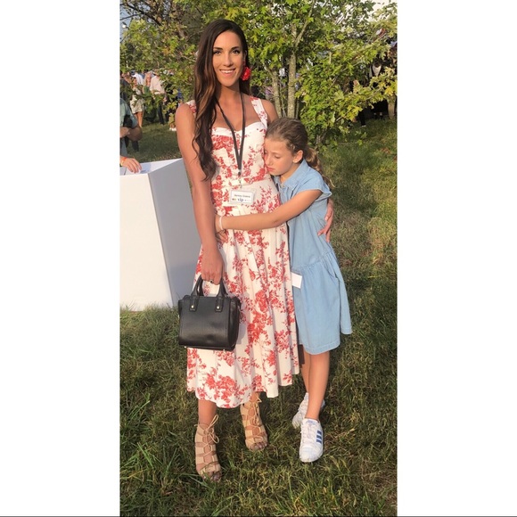 Meet your Posher, Berkley - Picture 3 of 3